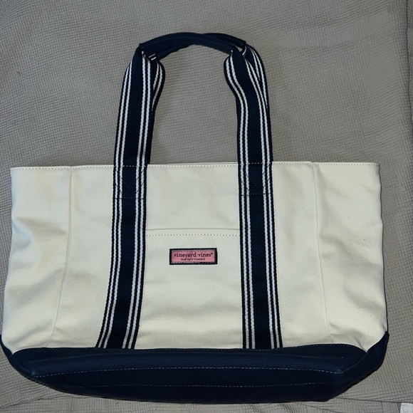 Vineyard Vines Handbags - Vineyard Vines Martha’s Vineyard Canvas Tote Preppy
